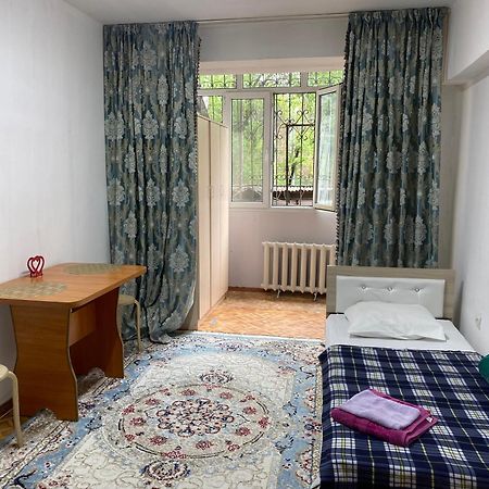 Like Home Apartments Timiryazev Street Almatî Exterior foto